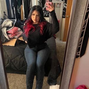 Meet your Posher, Lily